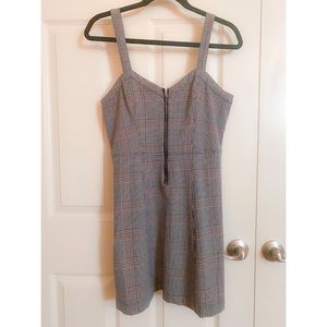 Plaid dress with front zipper